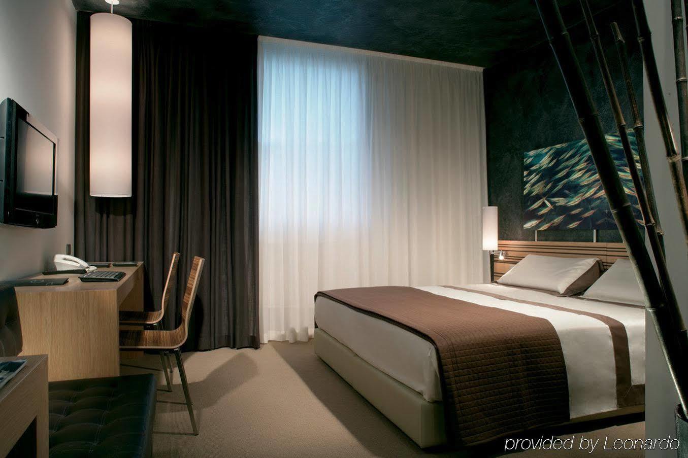 Sea Art Hotel Vado Ligure Habitación foto